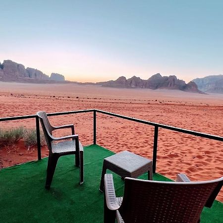 Wadi Rum Shooting Stars Camp Exteriör bild