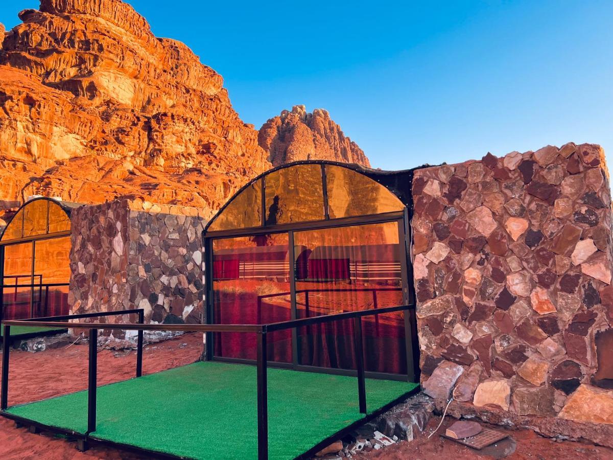 Wadi Rum Shooting Stars Camp Exteriör bild